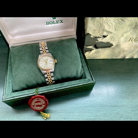 Ladies Rolex - Oyster Datejust - Jubilee Bracelet - Picture 11 of 12